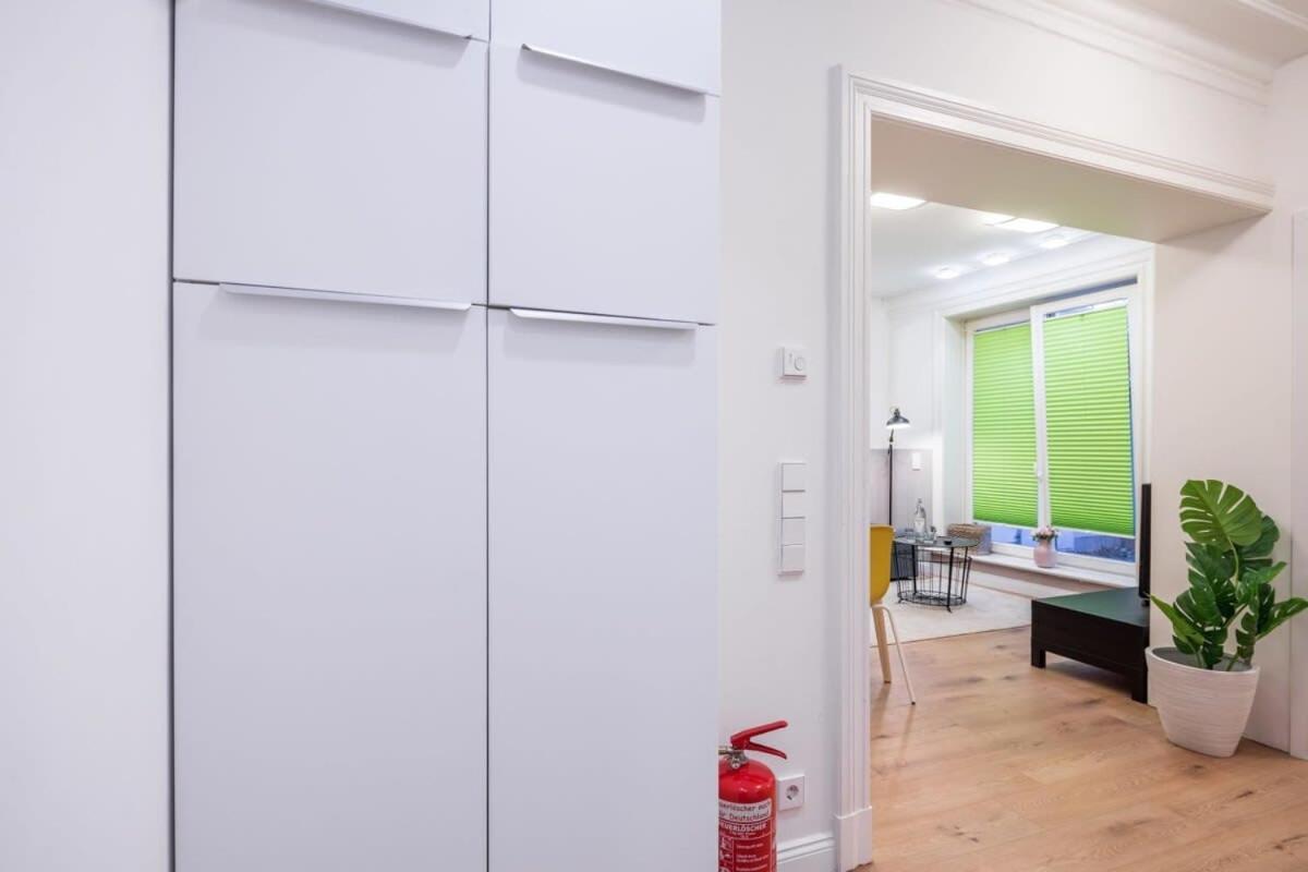 Charming Apartment In Prime Location Hamburg Exterior photo